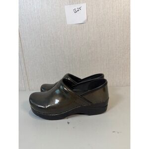 Dansko GREEN IRIDESCENT Patent Leather NURSING Shoe Clog Size EU 37US 7